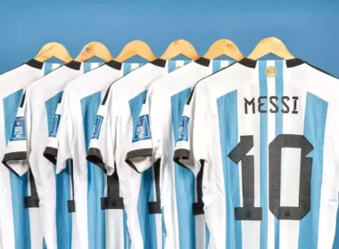 Seis camisetas de Messi, subastadas