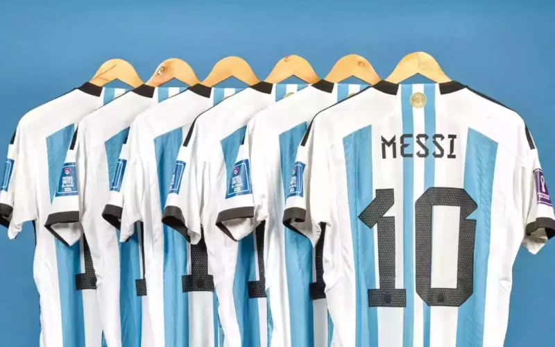 Seis camisetas de Messi, subastadas